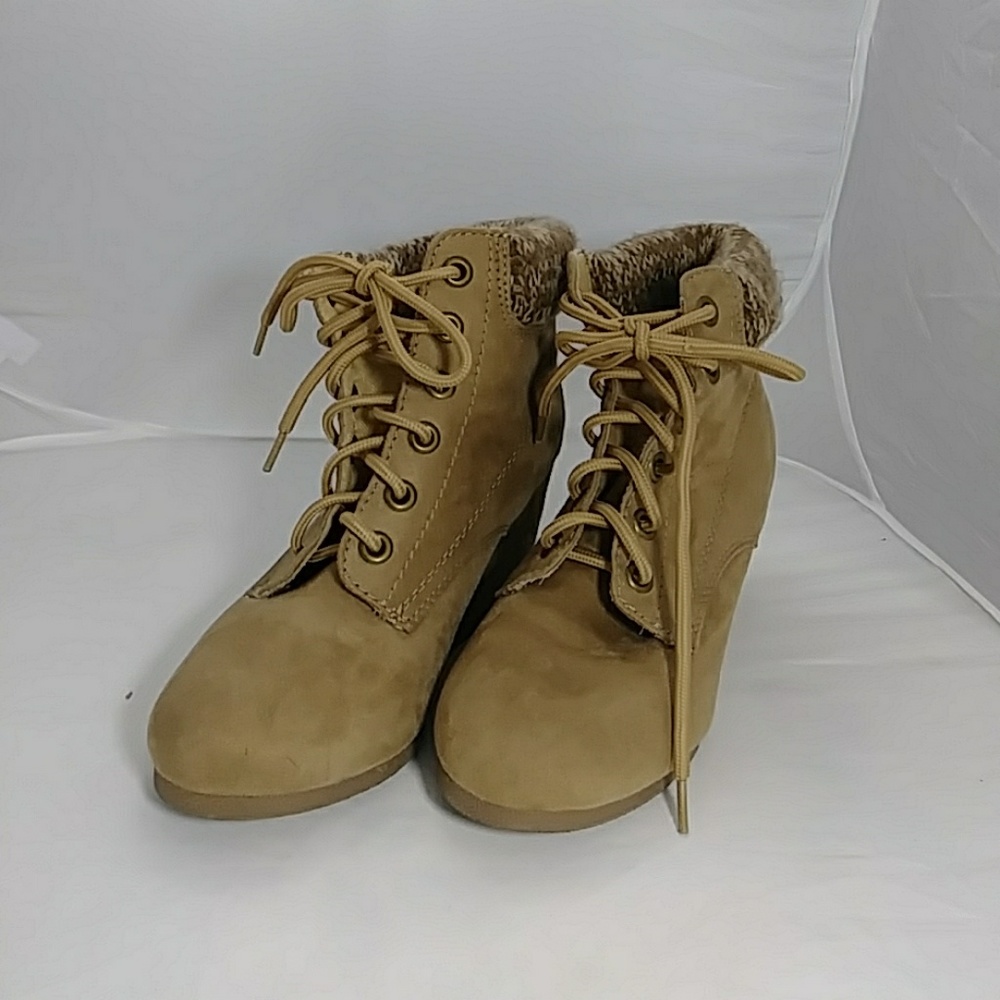 3 for $15 - Shiekh Wedge Booties Sz 8.5